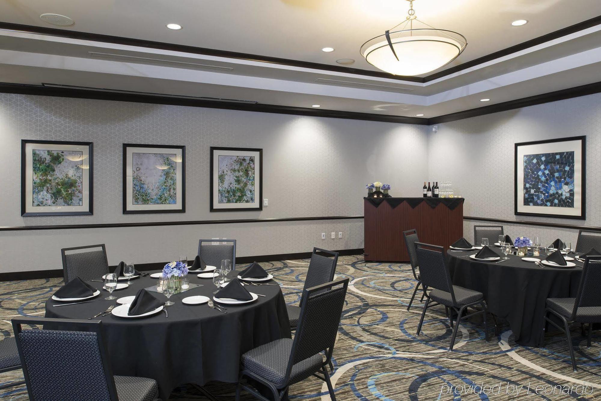 Holiday Inn Indianapolis Airport By Ihg Exterior foto