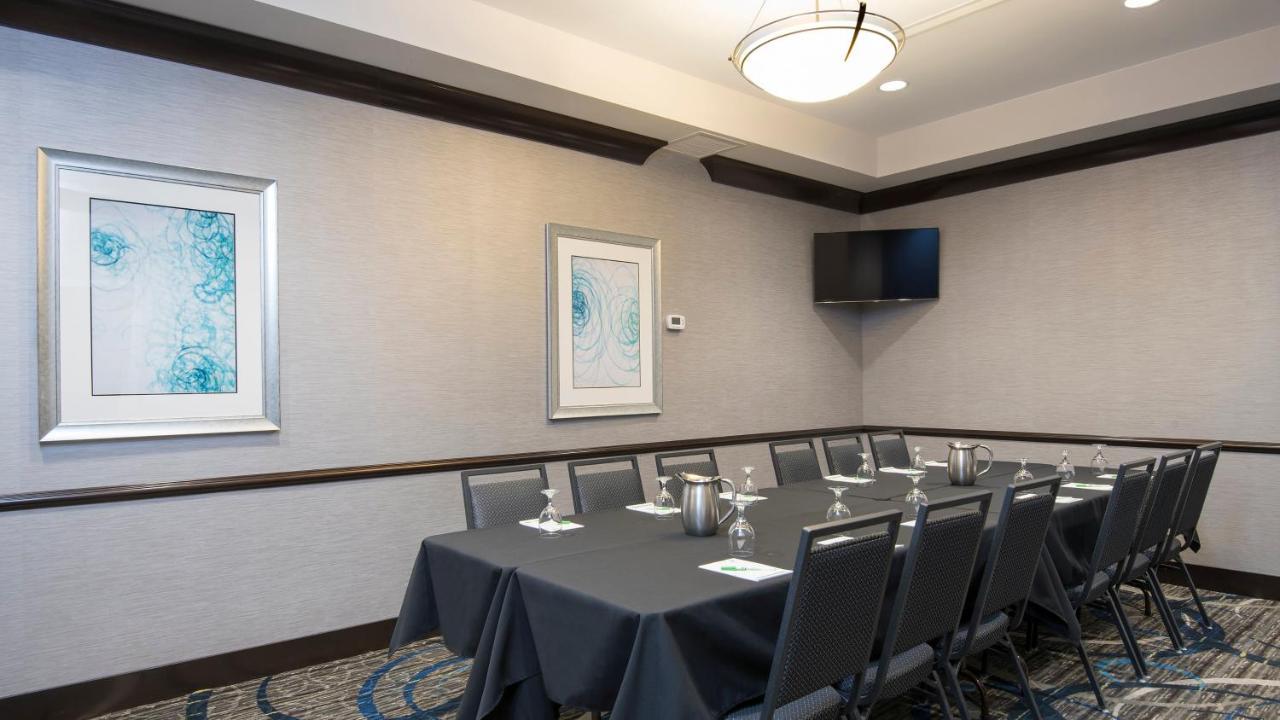 Holiday Inn Indianapolis Airport By Ihg Exterior foto